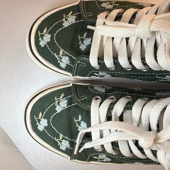 Vans x Sandy Liang SK8-Hi "Embroidery" | 7 - Picture 7 of 9